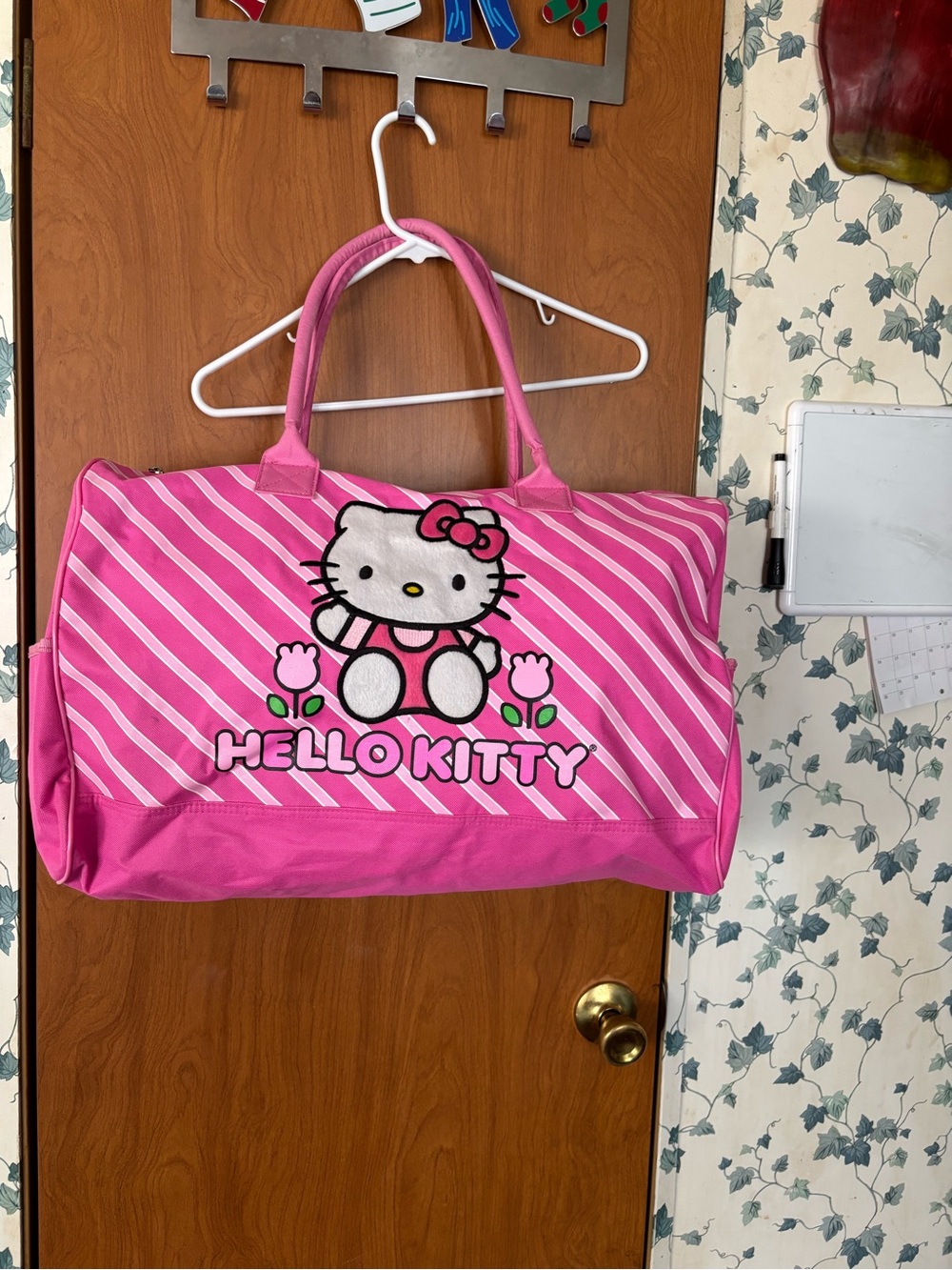 HELLO KITTY DUFFLE BAG TRAVEL / GYM BAG 20" LARGE : PINK STRIPE APPLE